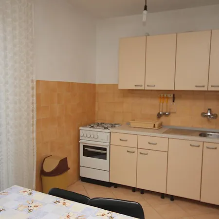 Podaca 515a דירה וליקי דרבניק